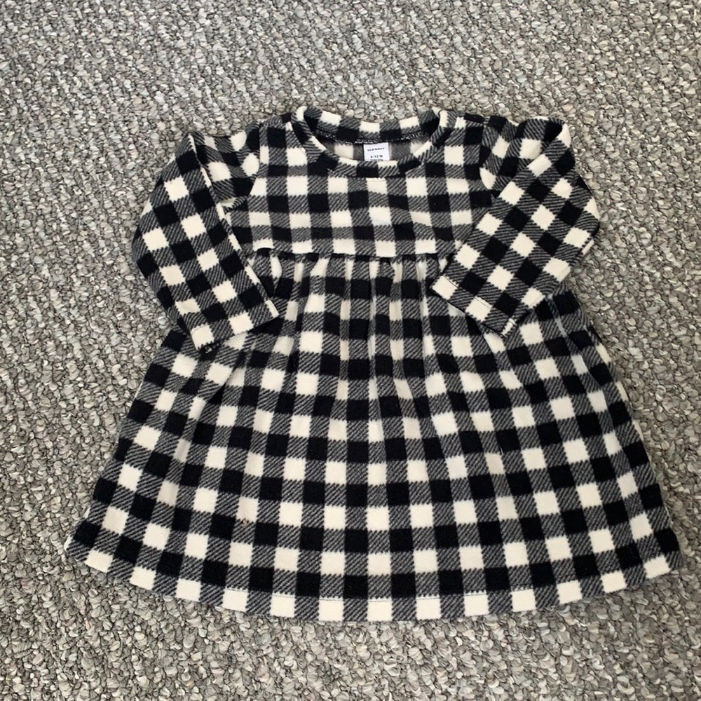 Old navy fleece checkered dress 6-12 months